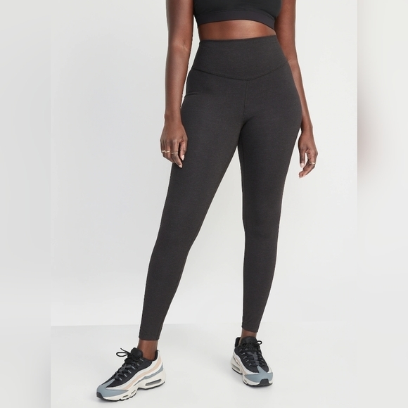 Old Navy Pants - OLD NAVY Extra High-Waisted PowerChill Leggings for Women